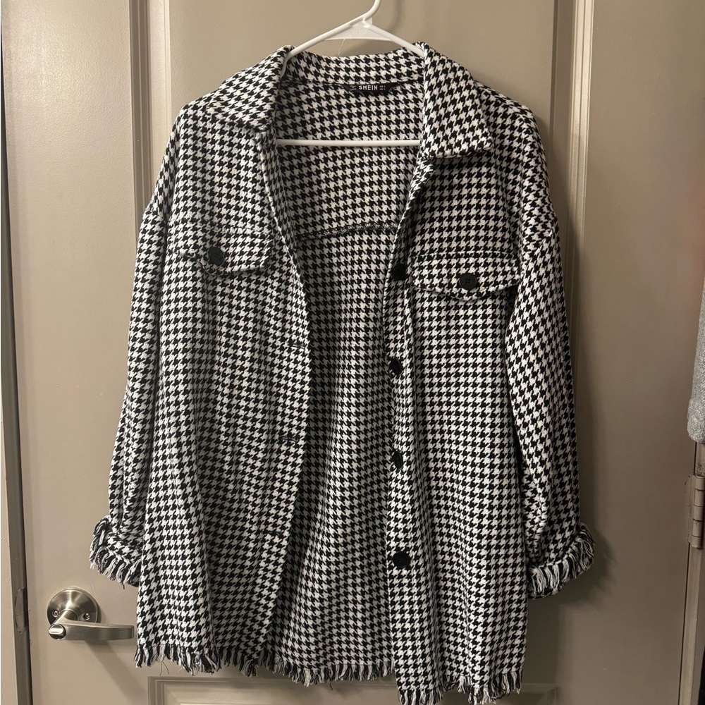 Shein long  sleeve pattern shirt